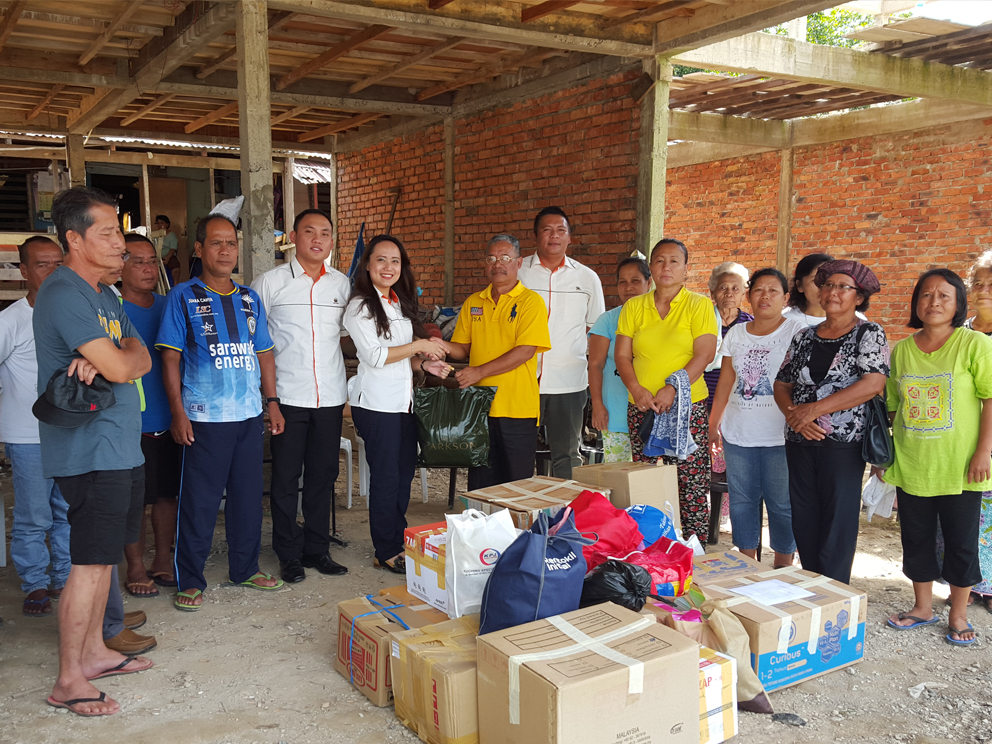 Donation to Rh. Ming Dugu Betong